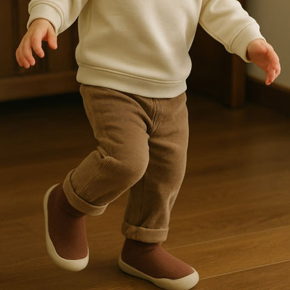 Laufenlernen Sockenschuhe